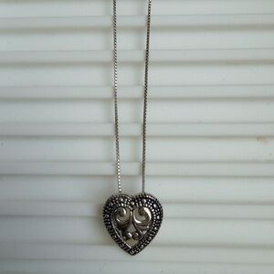 Heart Necklace Antique Coloring